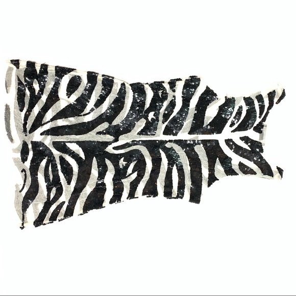 Sheer animal print sequin tunic top - Picture 3 of 4